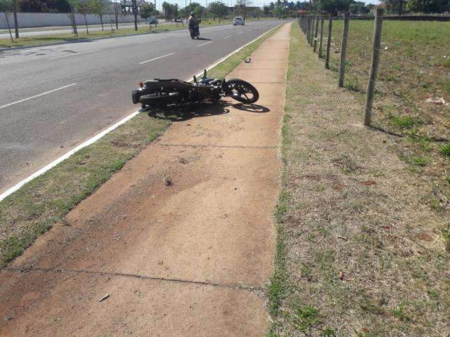Procurado por roubo &eacute; preso ap&oacute;s cair de motocicleta na L&uacute;dio Martins Coelho