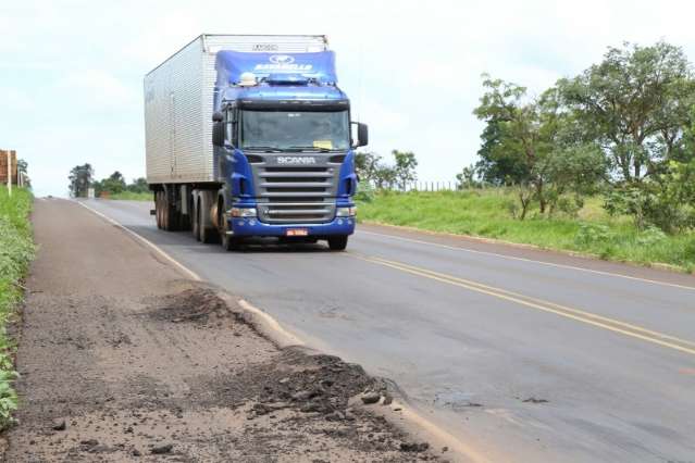 Pesquisa mostra que 56% das rodovias de MS t&ecirc;m defici&ecirc;ncia