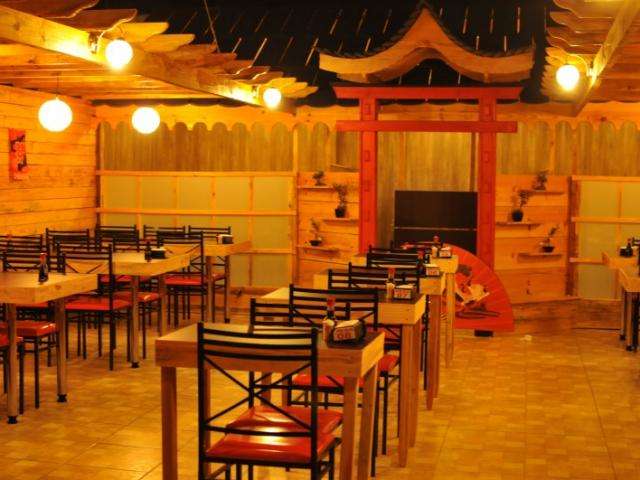 Restaurante japon&ecirc;s caprichado na Coophavila tem clientes de toda a cidade