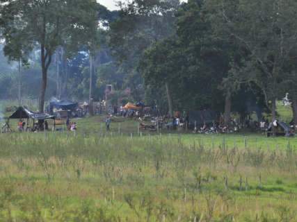  Índios terena avançam e montam acampamento na divisa de fazenda Buriti com 3R