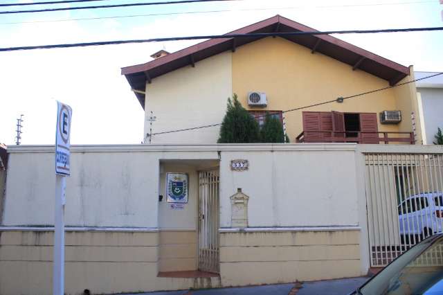 Tenente-coronel que matou marido presta depoimento a Corregedoria