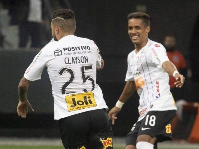 Corinthians vence visitantes do Montevideo Wanderers por 2 a 0