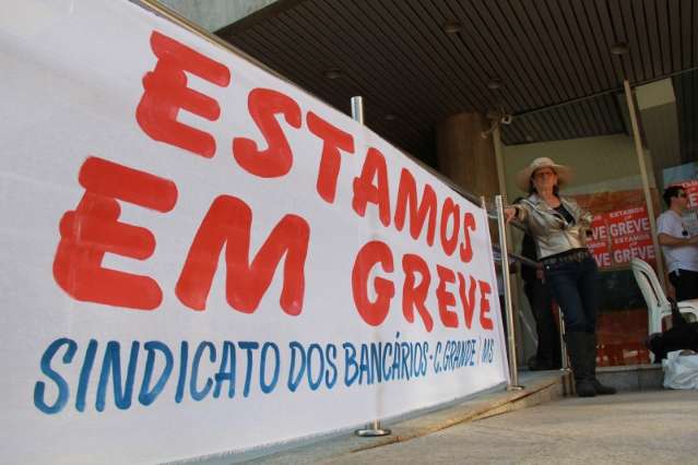 No primeiro dia, 63 ag&ecirc;ncias banc&aacute;rias aderem &agrave; greve na Capital