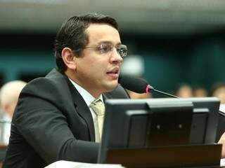 CCJ acata parecer de deputado de MS e aprova entrada da Bolívia no Mercosul CCJ acata parecer de deputado de MS e aprova entrada da Bolívia no Mercosul
