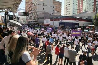 Desfile do aniversário consegue atrair público de 35 mil pessoas (Foto: João Paulo Gonçalves)