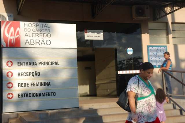 MPE denuncia altos sal&aacute;rios at&eacute; para sogro do filho de diretor de hospital 