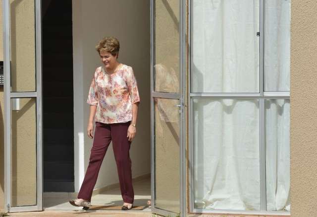 Dilma Rousseff deve chegar &agrave;s 9h10 e permanecer por tr&ecirc;s horas em MS