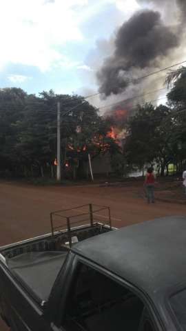Capital registra inc&ecirc;ndios em duas resid&ecirc;ncias de madeira