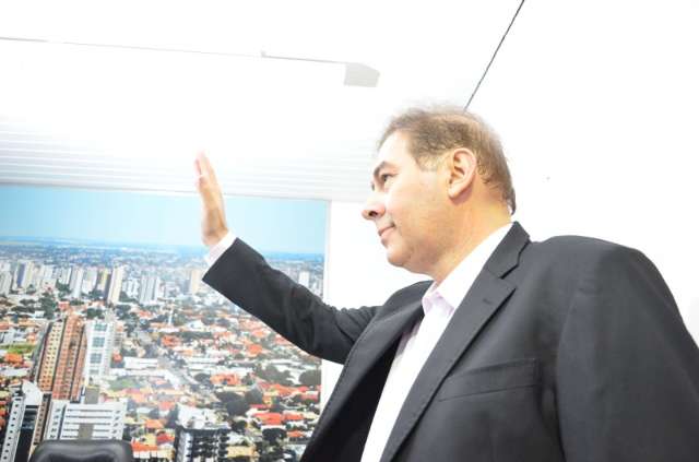 Bernal vai a igreja para comemora&ccedil;&atilde;o da Marcha para Jesus