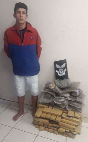 A mando de desconhecido, jovem guarda sacos de skank e &eacute; preso  