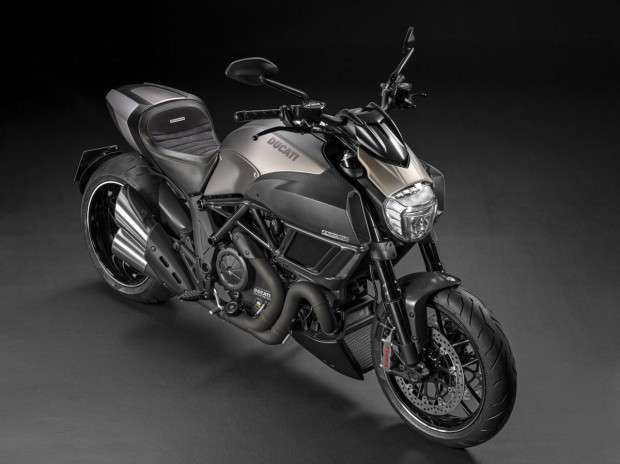Nova Ducati Diavel é lançada no mercado brasileiro