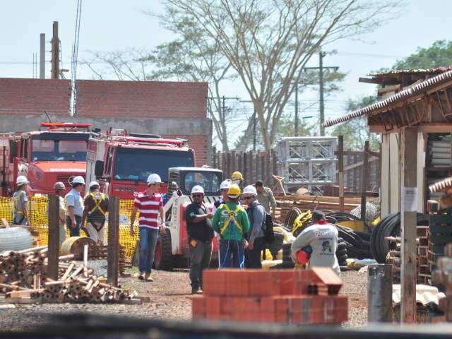  Inc&ecirc;ndio em canteiro de obras de torres da Plaenge mobiliza bombeiros