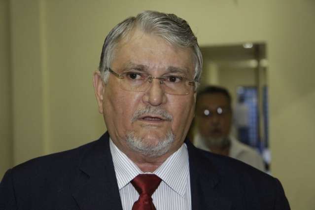 Bernal optou por um “homem sem história política”, critica Zeca do PT