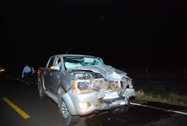 Motociclista morre ap&oacute;s ser atingido por caminhonete na MS-395