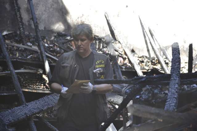 Combate a inc&ecirc;ndio em loja no Centro foi complicado, diz Bombeiro