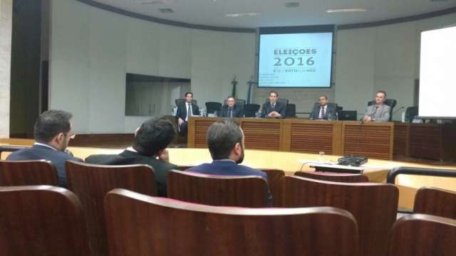 Campanha pelo Facebook j&aacute; d&aacute; &lsquo;dor de cabe&ccedil;a&rsquo; &agrave; Justi&ccedil;a Eleitoral de MS 