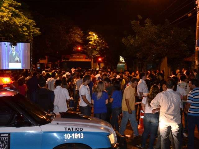 Come&ccedil;a &uacute;ltimo debate entre candidatos a prefeito da Capital