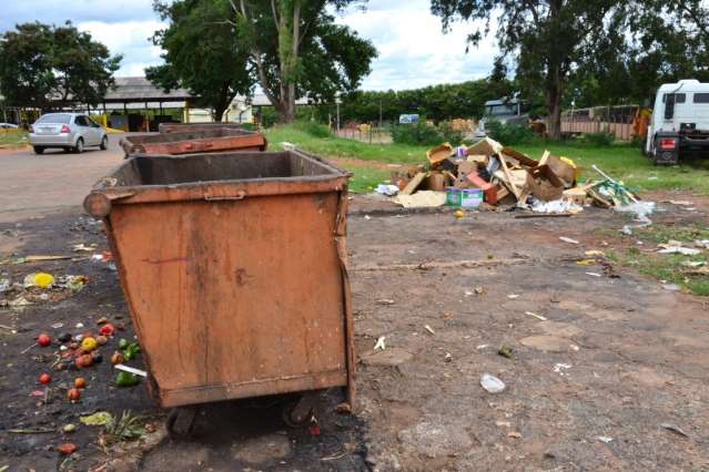 Ceasa de Campo Grande est&aacute; sem limpeza desde dezembro