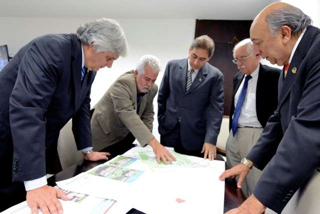 Bancada garante R$ 7,7 milh&otilde;es para constru&ccedil;&atilde;o de Hospital Municipal