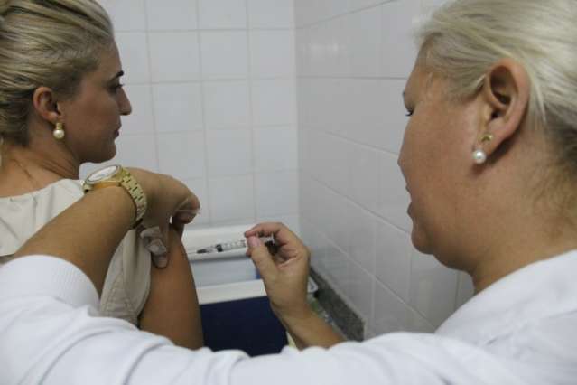 Secretaria de Sa&uacute;de  prorroga campanha de vacina&ccedil;&atilde;o contra &agrave; gripe
