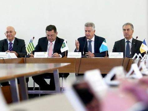 Encontro de governadores discute compras compartilhadas e gera&ccedil;&atilde;o de emprego