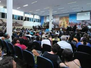 Seminário será amanhã no plenário da Câmara de Dourados (Foto: Arquivo)