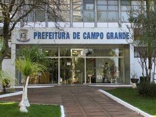 Fachada da Prefeitura de Campo Grande, na Avenida Afonso Pena. (Foto: Divulgação PMCG).
