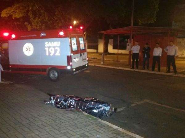 Trio suspeito de participa&ccedil;&atilde;o em morte de travesti a facadas &eacute; preso