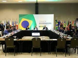Governadores eleitos e reeleitos reunidos com equipe de transição de Bolsonaro (Foto: Marcelo Camargo/Agência Brasil)