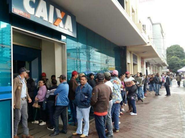 Ag&ecirc;ncias da Caixa estar&atilde;o fechadas amanh&atilde; na Capital e 7 cidades