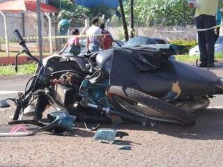 O primeiro acidente com morte ocorreu na manhã de ontem, na Avenida Gury Marques. (Foto: Alan Nantes) 