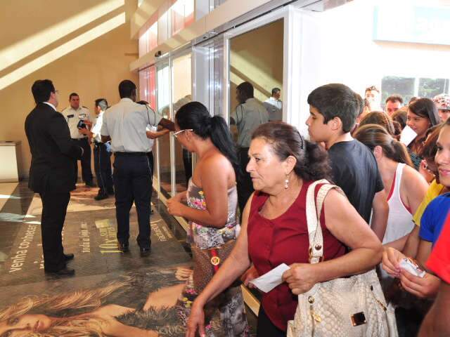  Clientes e lojistas se surpreendem ao conhecerem Shopping Norte Sul