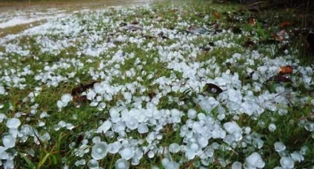 Inmet alerta para tempestade com ventos e chuva de granizo em 30 munic&iacute;pios  