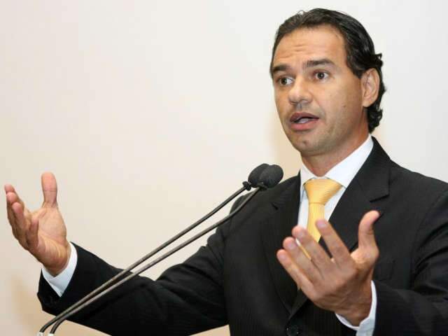  Emperrado, projeto que aumenta parcelamento segue sem voto de l&iacute;der do governo