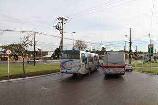 Ônibus do transporte coletivo vão ter o retorno alterado em obra de sete dias (Foto: Divulgação)