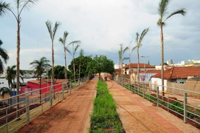 Interessados em quiosques da Orla Ferrovi&aacute;ria devem se credenciar no dia 27
