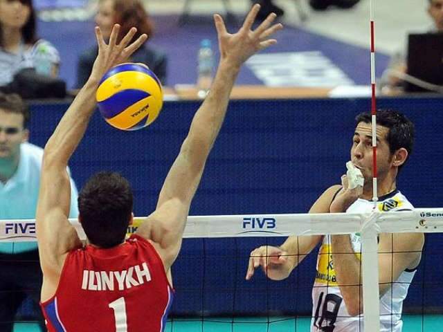  Com reservas, Brasil perde para R&uacute;ssia por 3 a 0 na Liga Mundial de v&ocirc;lei
