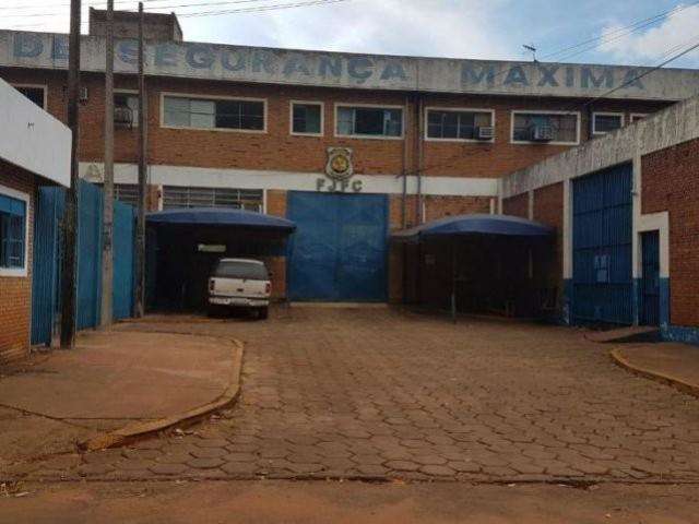 Preso &eacute; encontrado morto enforcado em pavilh&atilde;o da M&aacute;xima