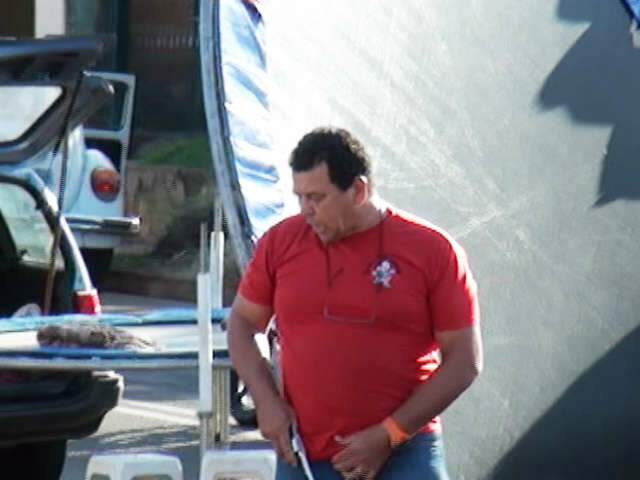  PM se envolve em briga com feirantes por ponto; veja o v&iacute;deo