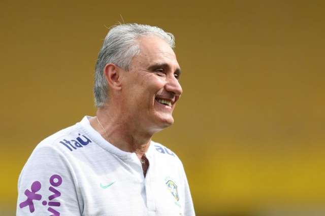 Tite convoca sele&ccedil;&atilde;o com apenas 2 jogadores que atuam no Brasil