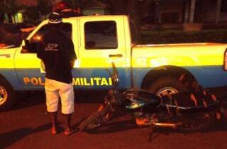Moto roubada é recuperada e condutor é encaminhado para delegacia de Sidrolândia. (Foto:Divulgação)