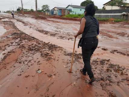 Moradores relatam dificuldades em dias de chuva no Bairro Nova Lima