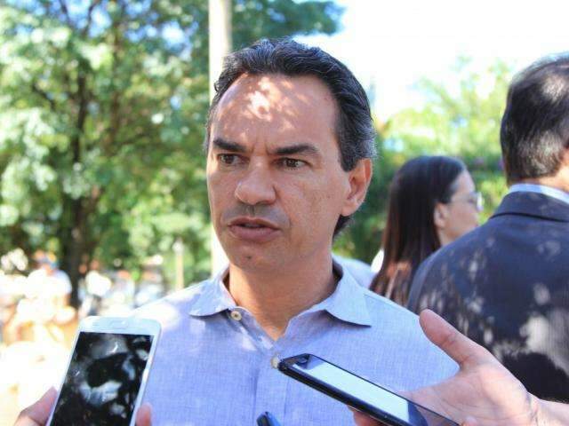 Economia local depende da melhora em n&iacute;vel nacional, diz prefeito