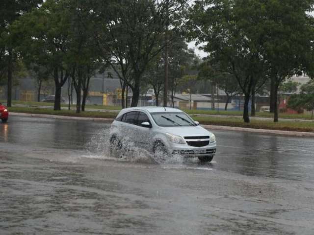 Chuva forte em 13 cidades d&aacute; lugar a dias mais secos neste in&iacute;cio de outono