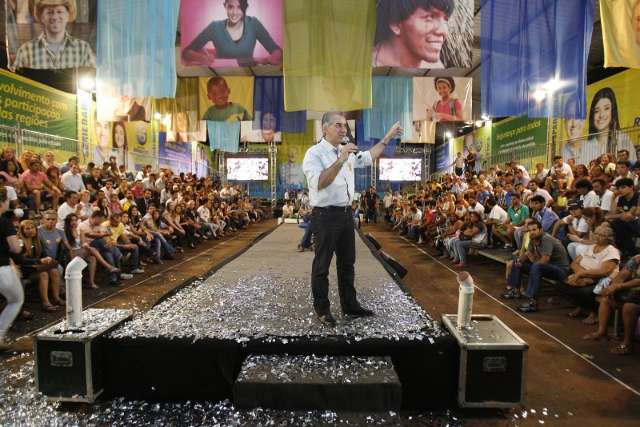 Reinaldo promete investimentos de R$ 300 milh&otilde;es em cultura e esporte