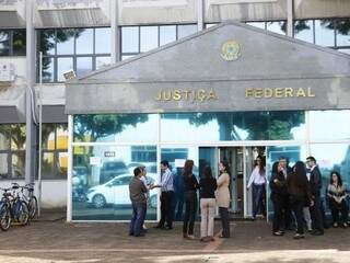 Sede da Justiça Federal em Dourados, de onde foi expedida condenação contra réus do Caso Campina Verde. (Foto: Arquivo)