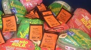 Kits com preservativos, gel lubrificante, abanicos e material informativo serão distribuídos no Carnaval em Mato Grosso do sul. (Foto: Divulgação)