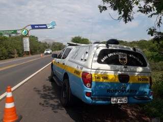 Viatura durante fiscalização na MS-178, em Bonito (Foto: Divulgação / Polícia Militar Rodoviária) 