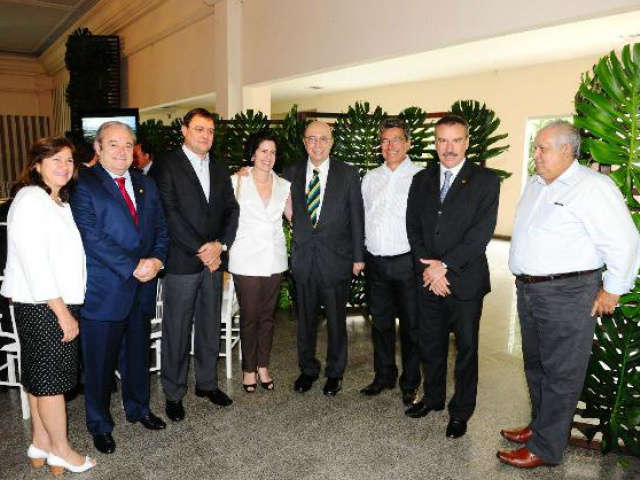  Antonio Russo diz estar orgulhoso de implanta&ccedil;&atilde;o de f&aacute;brica de celulose