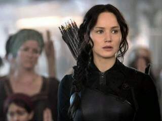 Jennifer Lawrence volta como Katniss Everdeen. (Foto: Divulgação0